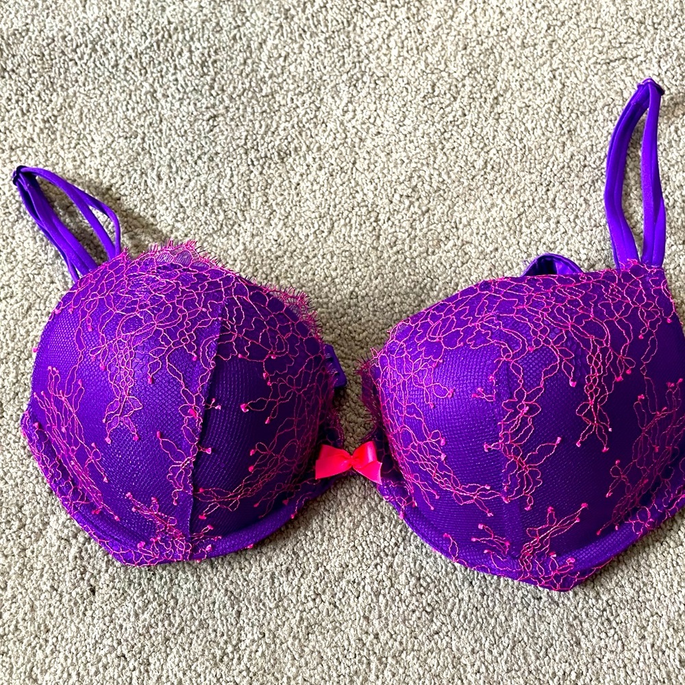 Victorias Secret Very Sexy Push Up Bra